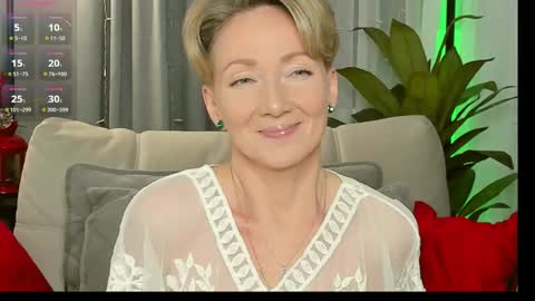 Alexandra online show from December 15, 1:04 pm