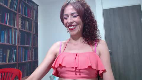 Snapshot of alexandrahornysexi chatting on December 18, 10:35 pm alexandra online show from December 18, 10:35 pm