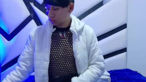 Snapshot of alexandro_bover chatting on November 1, 7:05 pm Alexandro online show from November 1, 7:05 pm