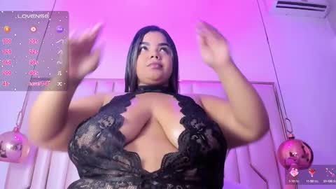 alexataylorr_ online show from September 25, 12:09 pm