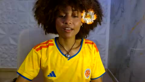 Snapshot of alexawet_ chatting on June 28, 3:29 pm Alexa online show from June 28, 3:29 pm