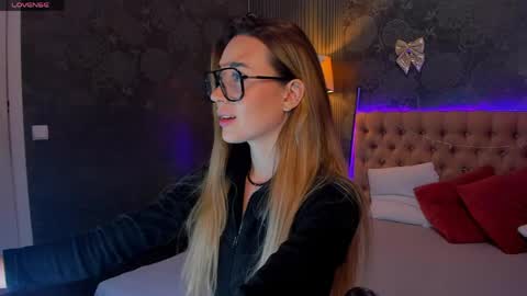 AlexaWilds online show from April 11, 12:20 pm