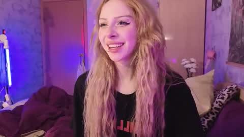 Snapshot of alexbellis chatting on February 6, 2:16 am alexbellis online show from February 6, 2:16 am