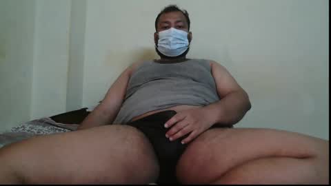 Snapshot of alexboy36 chatting on May 19, 4:41 am alexboy36 online show from May 19, 4:41 am