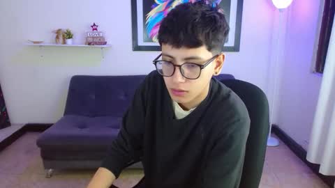 Snapshot of alexcum_18 chatting on February 18, 12:56 pm alex online show from February 18, 12:56 pm