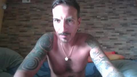 Snapshot of alexdelarge23 chatting on September 16, 6:09 pm alexdelarge23 online show from September 16, 6:09 pm