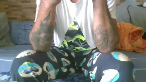 Snapshot of alexdelarge23 chatting on November 8, 9:53 am alexdelarge23 online show from November 8, 9:53 am