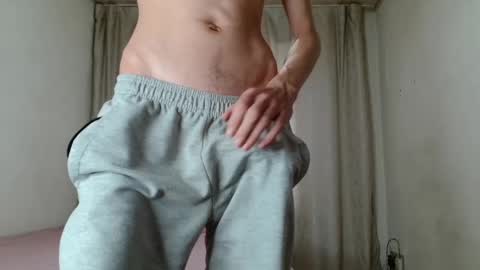 Snapshot of alexey_sweet chatting on December 8, 4:04 am Alexey sweet online show from December 8, 4:04 am