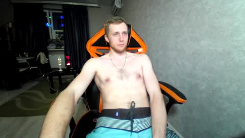 Snapshot of alexfox2018 chatting on January 6, 9:43 pm Alex online show from January 6, 9:43 pm