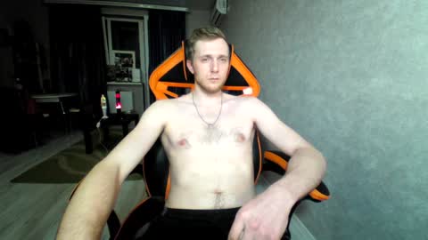 Snapshot of alexfox2018 chatting on January 19, 10:28 pm Alex online show from January 19, 10:28 pm