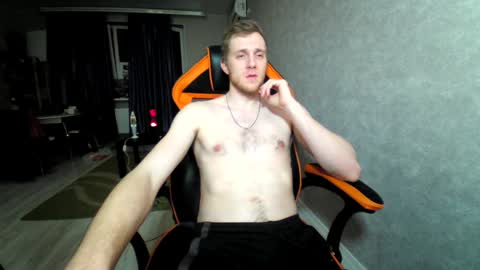 Snapshot of alexfox2018 chatting on January 28, 11:17 pm Alex online show from January 28, 11:17 pm