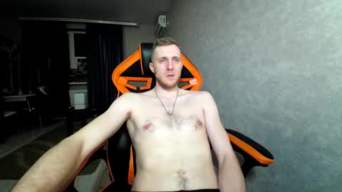 Snapshot of alexfox2018 chatting on February 22, 10:52 pm Alex online show from February 22, 10:52 pm