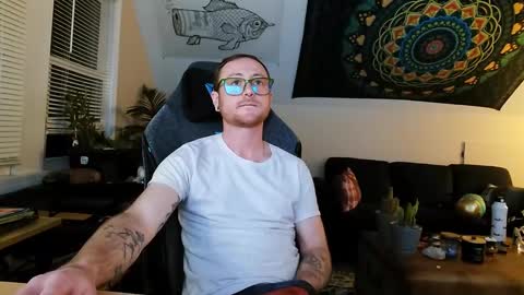 Snapshot of alexfoxxe chatting on December 12, 5:31 am alexfoxxe online show from December 12, 5:31 am