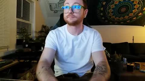 Snapshot of alexfoxxe chatting on December 18, 4:53 am alexfoxxe online show from December 18, 4:53 am