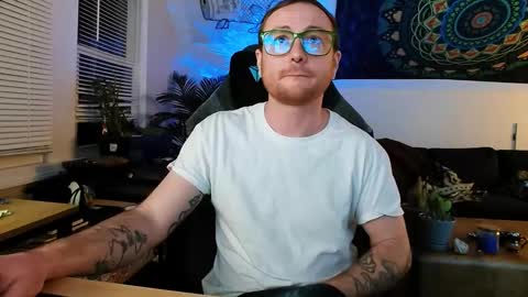 Snapshot of alexfoxxe chatting on January 3, 5:28 am alexfoxxe online show from January 3, 5:28 am