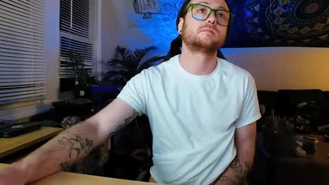 Snapshot of alexfoxxe chatting on January 14, 6:56 am alexfoxxe online show from January 14, 6:56 am