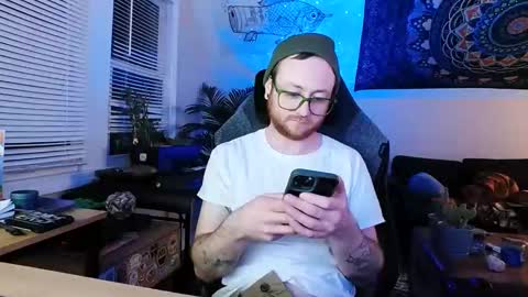 Snapshot of alexfoxxe chatting on January 18, 7:07 am alexfoxxe online show from January 18, 7:07 am