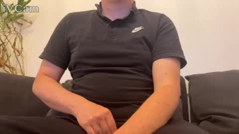 Snapshot of alexgerman25 chatting on May 4, 4:36 pm alexgerman25 online show from May 4, 4:36 pm