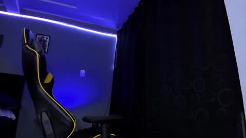 alexgiraldo__ online show from September 14, 10:25 am