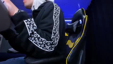 alexgiraldo__ online show from October 16, 10:49 am