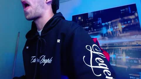 alexgiraldo__ online show from April 14, 9:59 am