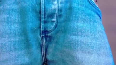 alexgiraldo__ online show from May 30, 10:18 pm