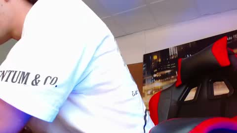 alexgiraldo__ online show from June 23, 1:36 am
