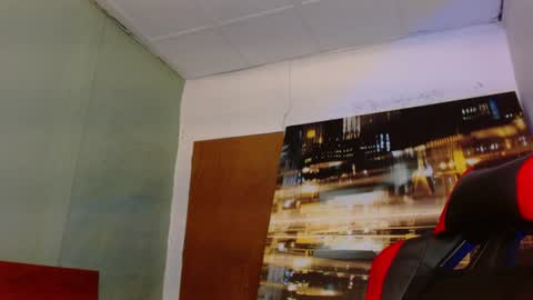 alexgiraldo__ online show from July 15, 6:35 pm