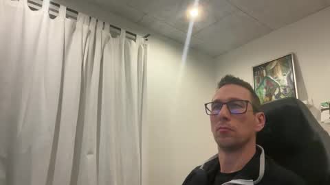 Snapshot of alexhunter4u chatting on January 13, 10:03 pm alexhunter4u online show from January 13, 10:03 pm