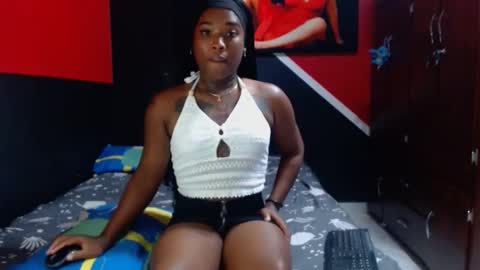 Snapshot of alexia_sinclaire24 chatting on December 24, 1:59 am alexia_sinclaire24 online show from December 24, 1:59 am