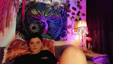 Alex online show from October 21, 3:35 pm