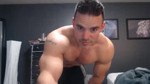 Snapshot of alexiarain chatting on November 22, 11:37 pm Alex online show from November 22, 11:37 pm