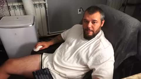 Snapshot of alexirr chatting on September 12, 9:37 pm Alex online show from September 12, 9:37 pm