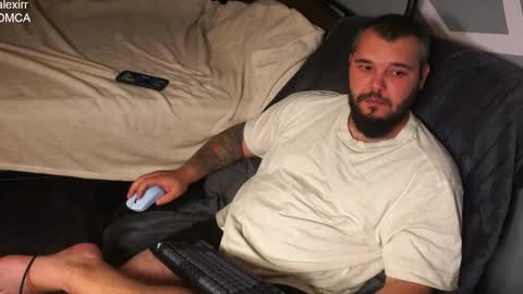 Snapshot of alexirr chatting on November 15, 10:04 pm Alex online show from November 15, 10:04 pm