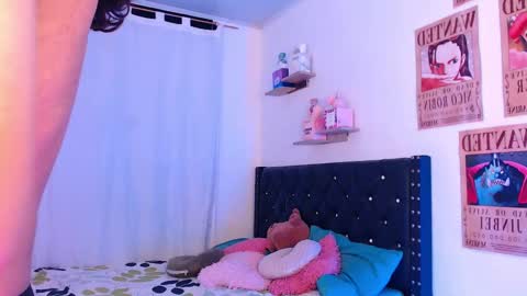 Snapshot of alexis21_ chatting on February 22, 7:45 am Alexis online show from February 22, 7:45 am