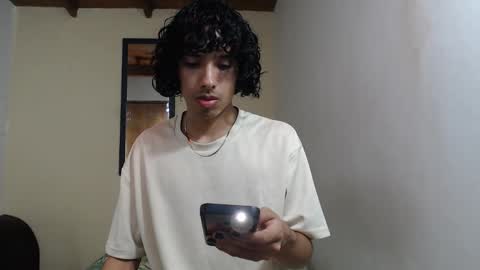 Snapshot of alexis21_ chatting on October 23, 1:49 am Alexis online show from October 23, 1:49 am