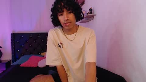 Snapshot of alexis21_ chatting on November 7, 6:02 am Alexis online show from November 7, 6:02 am