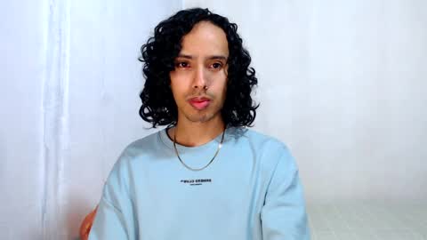 Alexis online show from May 24, 1:05 pm