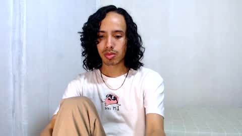 Alexis online show from June 2, 6:37 am