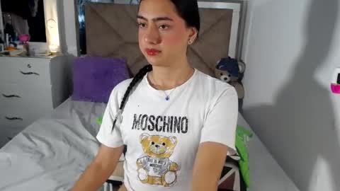 -- ALEXIS -- online show from June 24, 1:26 am