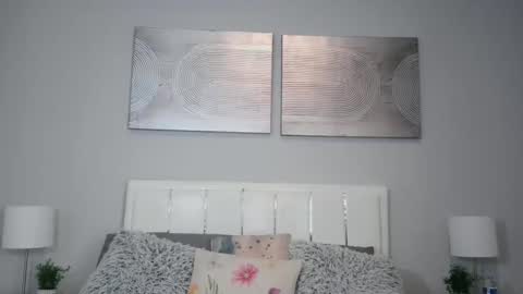 Snapshot of alexisamour chatting on February 2, 8:41 pm Alexis Morr online show from February 2, 8:41 pm