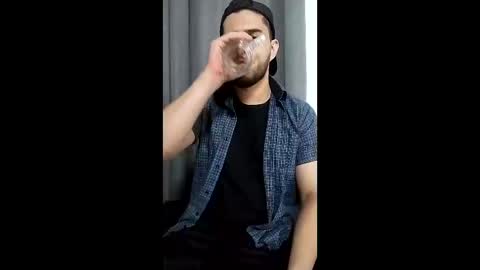 Snapshot of alexisanonimo7 chatting on January 5, 9:51 pm alexisanonimo7 online show from January 5, 9:51 pm