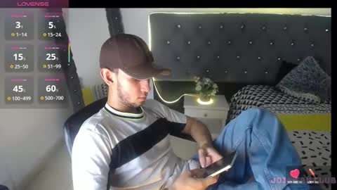 Snapshot of alexiscollinss chatting on March 9, 2:50 am alexiscollinss online show from March 9, 2:50 am