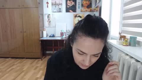 AlexisMillers online show from April 7, 9:54 am