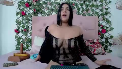 alexita_sweet online show from June 20, 8:44 pm