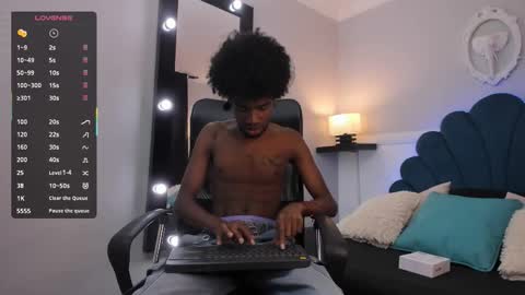 Alex Jaccob online show from October 11, 1:31 pm