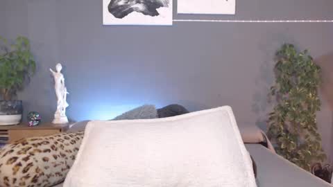 Alexjhonsson online show from September 12, 11:43 am