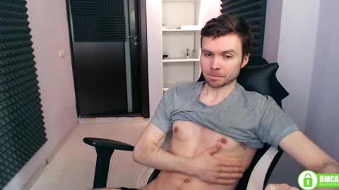 Snapshot of alexspilner chatting on November 10, 12:15 pm Alex Spilner online show from November 10, 12:15 pm