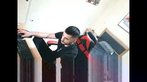 Snapshot of alexthepro00 chatting on December 31, 3:12 am alexthepro00 online show from December 31, 3:12 am