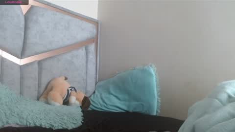 alex y luisa online show from January 29, 5:56 pm